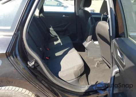 2024 Volkswagen Jetta 1.5T S z USA, uszkodzony, nr VIN 3VW5M7BU5RM005365